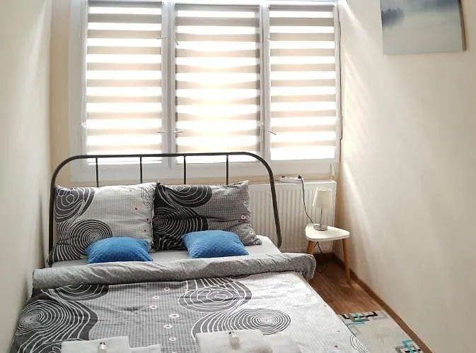 Przy Dworcu Pkp Apartmán