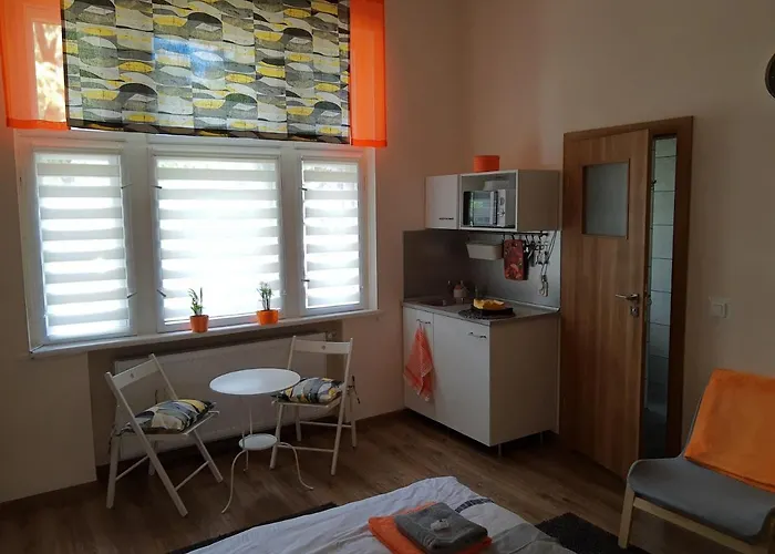 Przy Dworcu Pkp * Vratislav