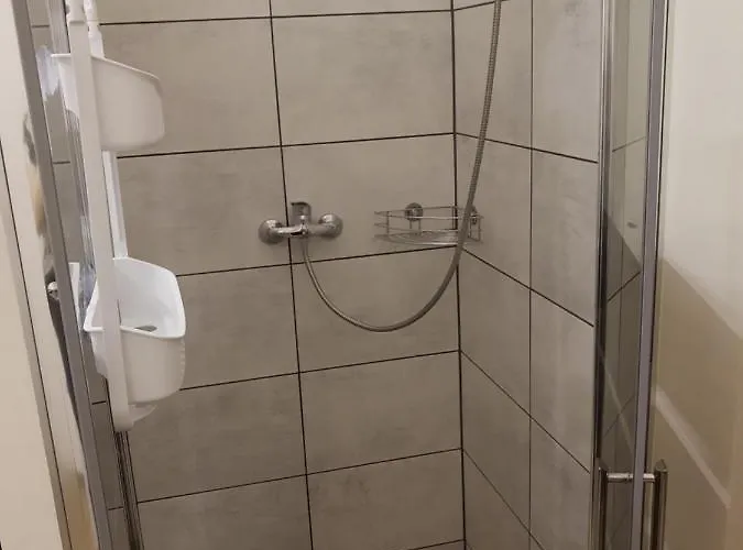 Przy Dworcu Pkp Vratislav